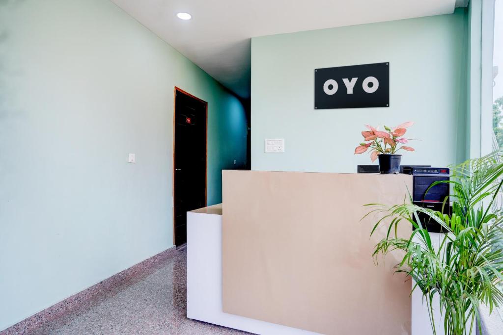 Certifikát, hodnocení, plakát nebo jiný dokument vystavený v ubytování Hotel O The Pride Inn Basistha Road