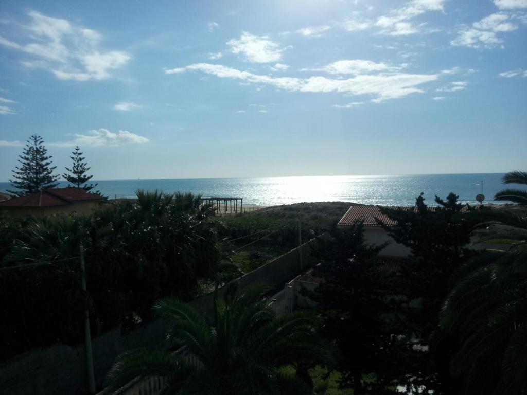 Uma vista do mar geral ou uma vista do mar a partir da casa de férias