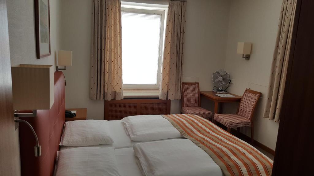 Hotel Hohenstauffen - 5