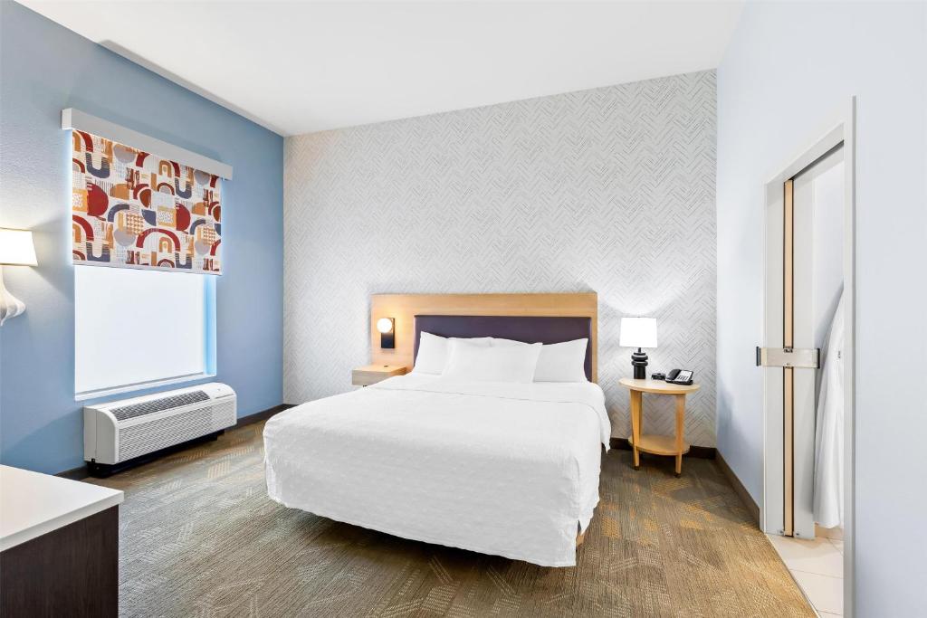 Home2 Suites By Hilton Youngstown photo