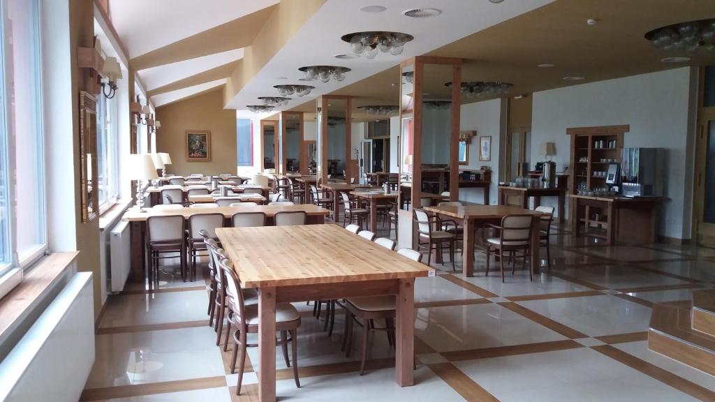 Zdjęcie z galerii obiektu Hotel BouCZECH w mieście Lipno nad Vltavou