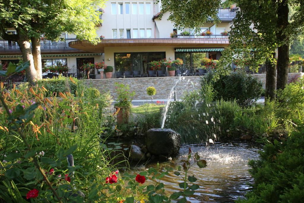 Zahrada ubytování Hôtel Restaurant Logis Auberge Sundgovienne