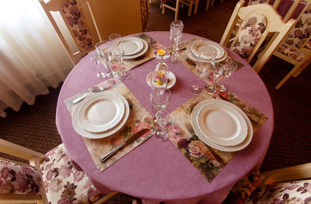 Restaurace v ubytování Pansionat Paradiz