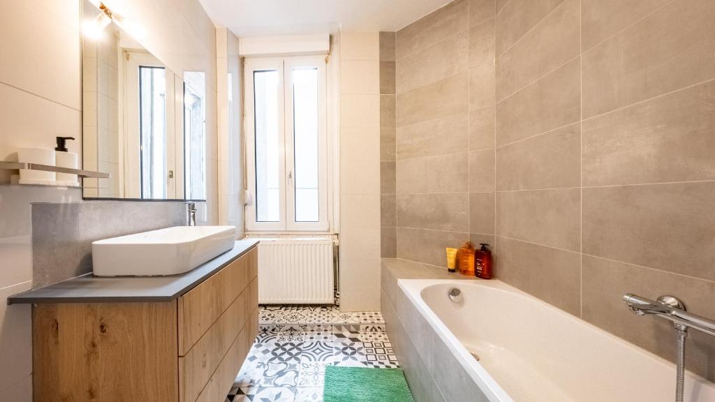 Appart Cocooning 6 Personnes Hyper Centre Mulhouse - Parking Gratuit – photo 5