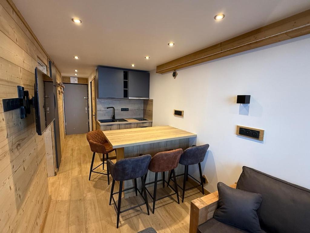 Val Thorens Lauzieres 4 people