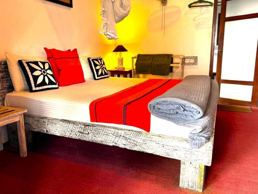 Ella Okreech Cottages - 3