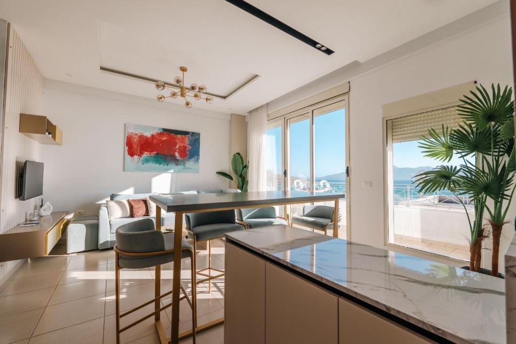 Luxury Coastal View Apartments Reference: Domi Luxury Beach View Apartments In Saranda Saranda Prezzi
