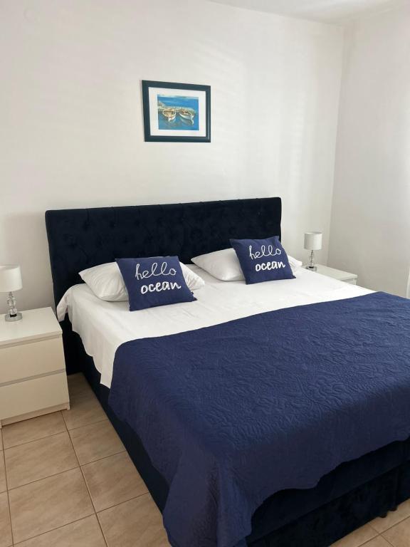 Gallery image of Hvar beach vacation in Vrboska