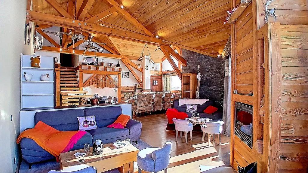 0med Spacieux appartement Les Menuires skis aux pieds