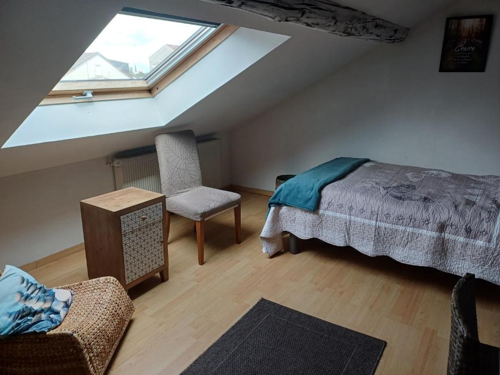 L'étoile du matin - Standard Single Room With Shared Bathroom