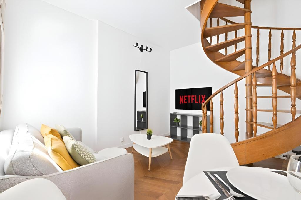 Place de la Concorde Luxurious Apartment 2BR-6P Free Netflix