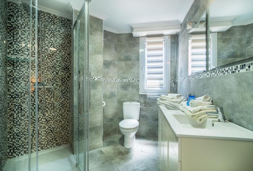 Koupelna v ubytování Apartamentos Las Brisas