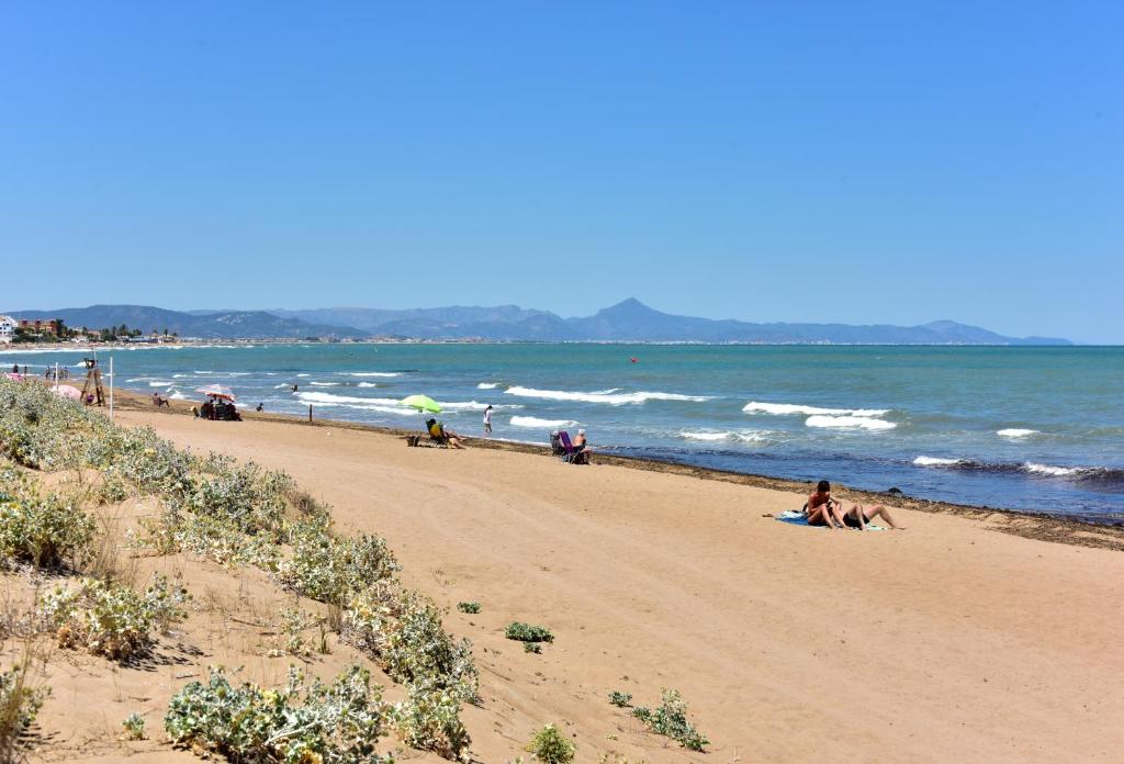 Primera linea Urbanizacion Bahia de denia planta baja