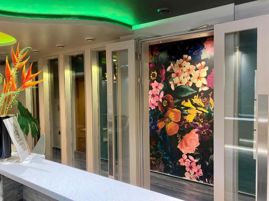 London Court Hotel - Resim 34