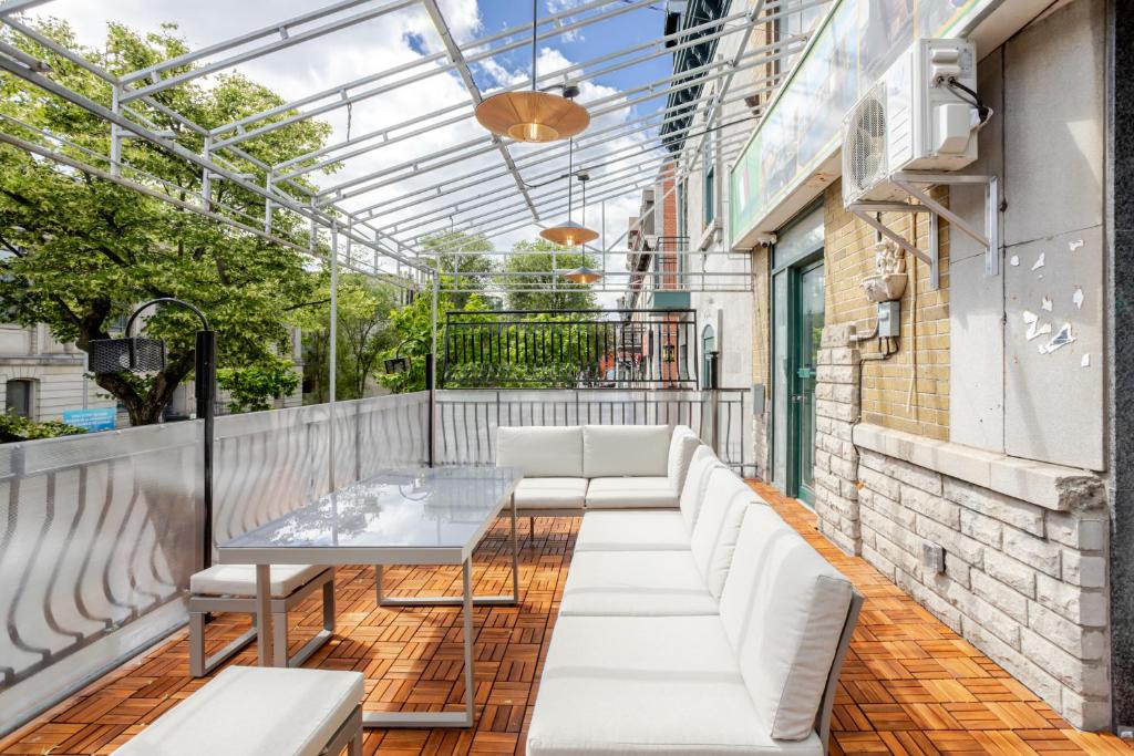 Theatre Hotel by Lodgo - Resim 6