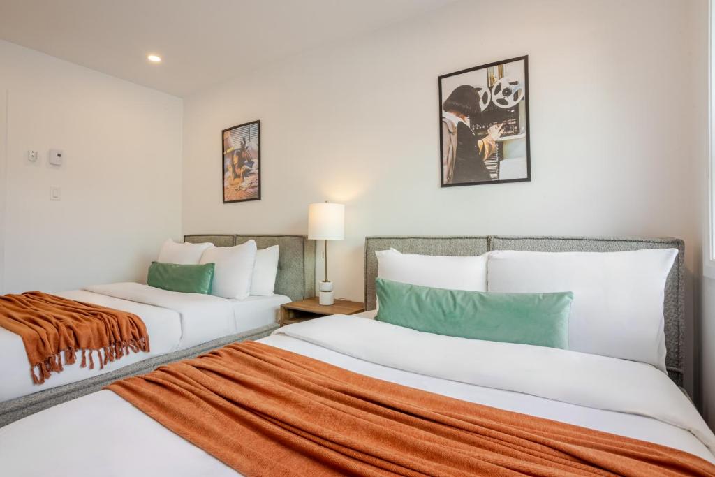 Theatre Hotel by Lodgo - Resim 13