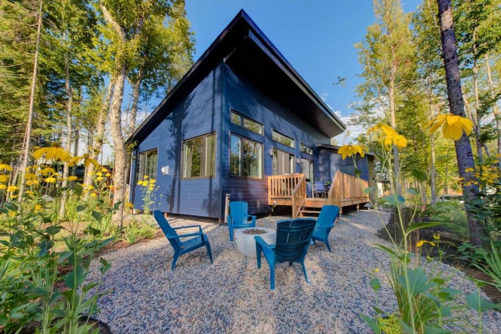 Κήπος έξω από το Le Bleu Soleil