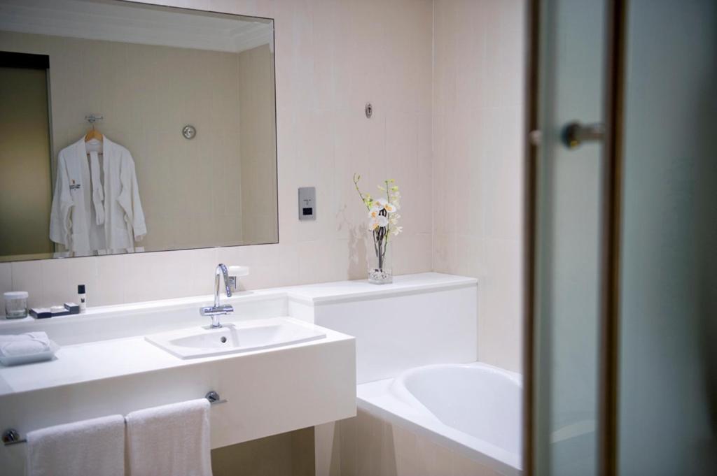 Millennium Airport Hotel Dubai - Resim 31