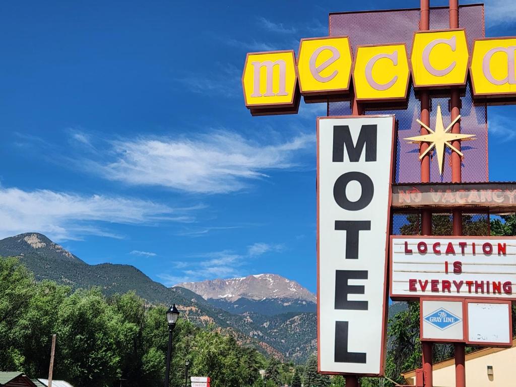Mecca Motel photo
