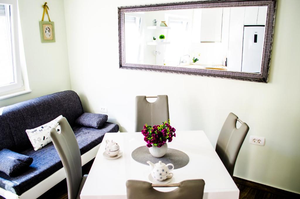 Posedenie v ubytovaní Apartment Ana Arbanasi