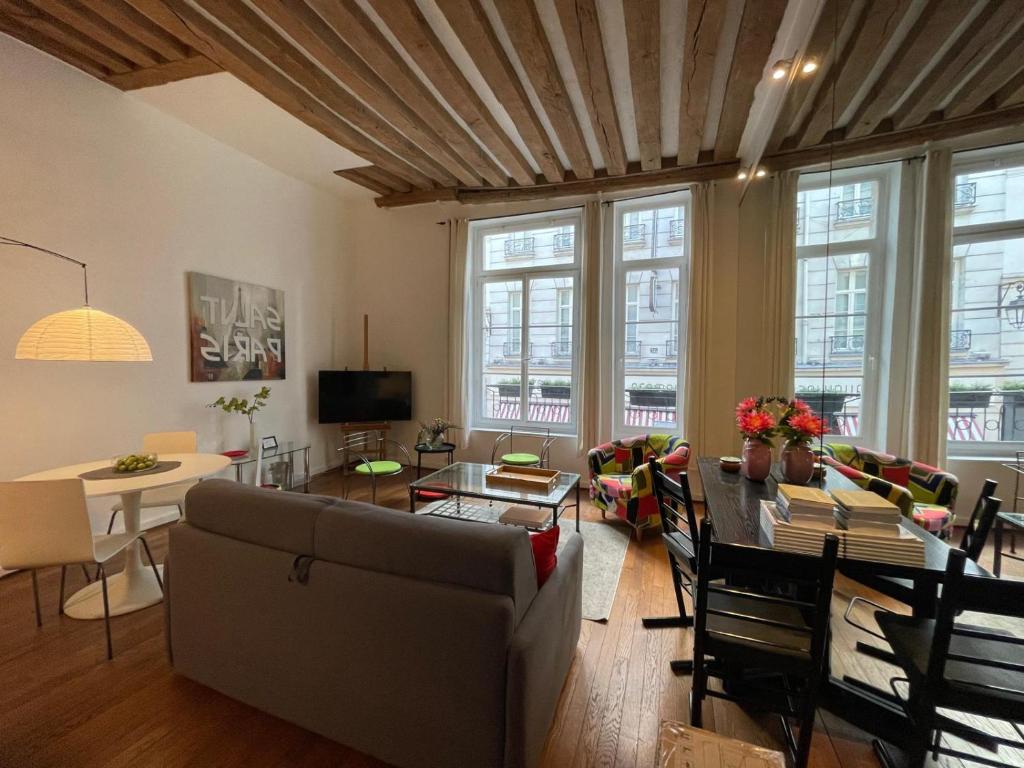 Delightful Dauphine Apartment Saint-Germain
