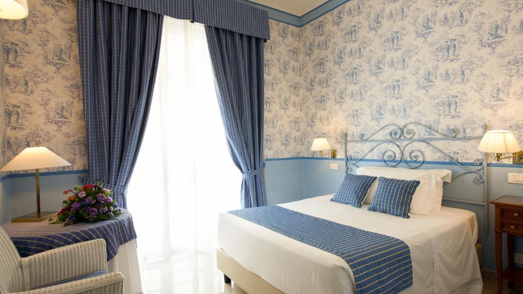 Hotel Victoria & Iside Spa - Classic Queen Room