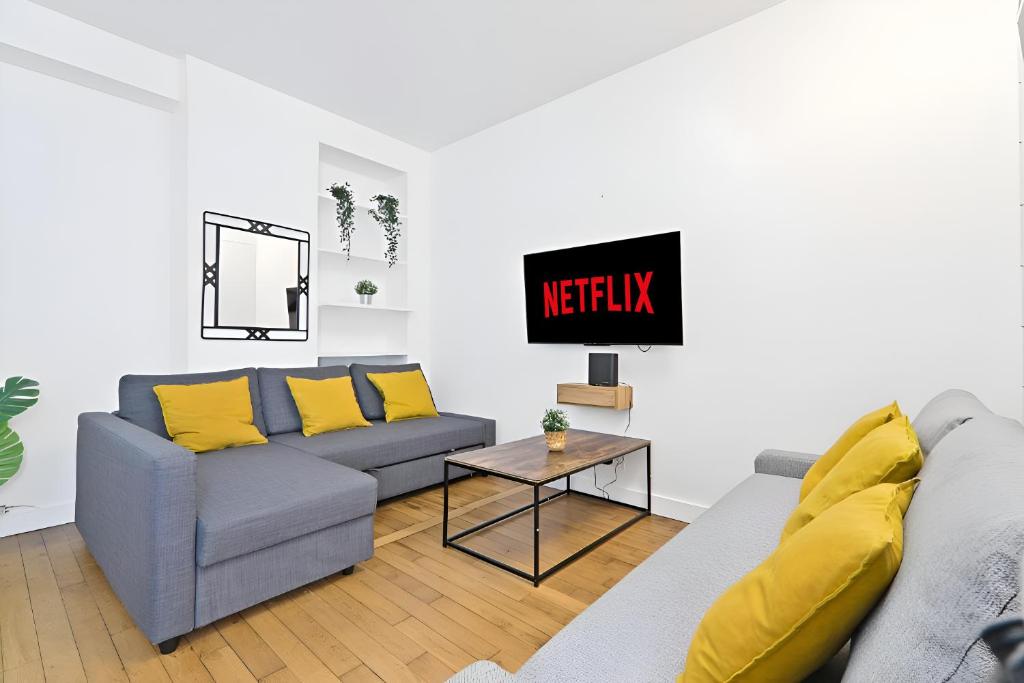 Near Eiffel Tower Luxurious 1 Bedroom Apartment with Free Netflix