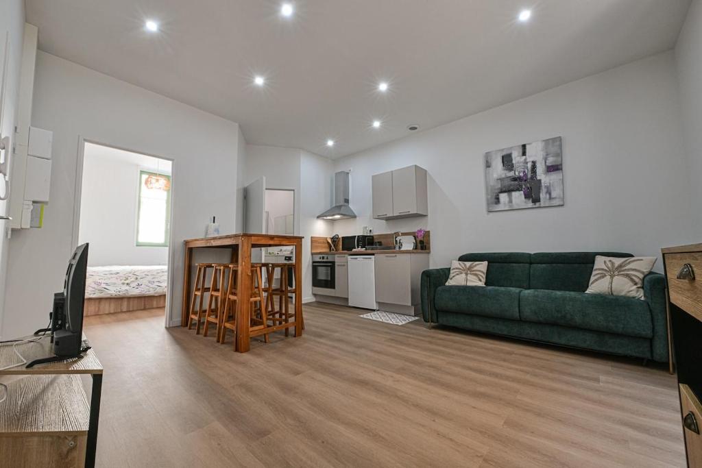 Köök või kööginurk majutusasutuses Calm & Cure - Proximity to Thermal Baths