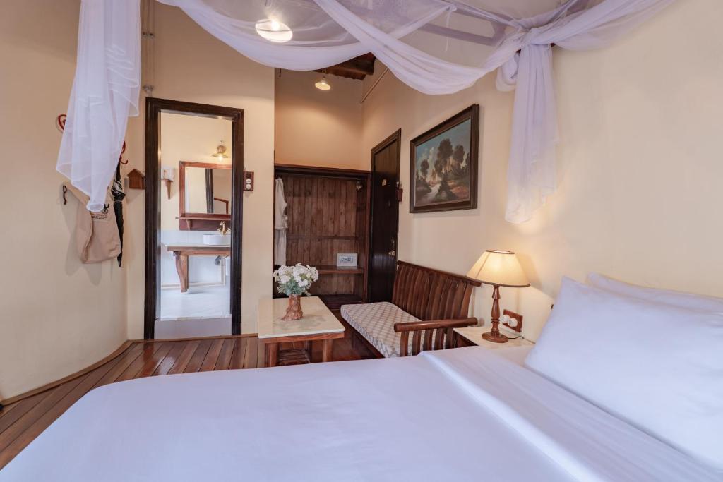 Grand Deluxe Nhìn Ra Thành Phố