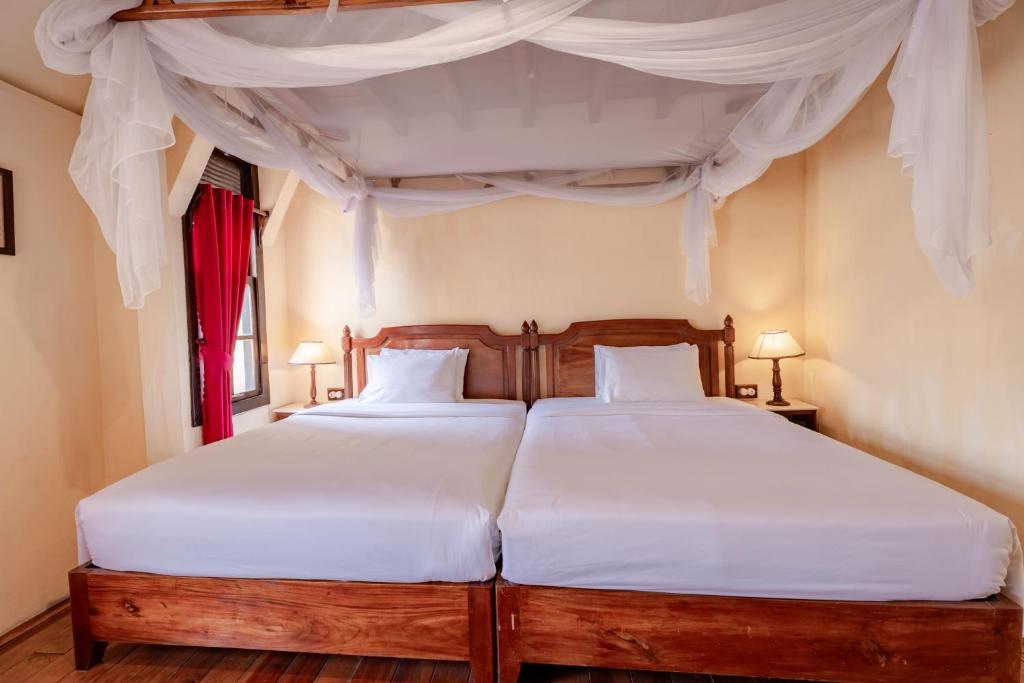 Phòng Deluxe 2 Giường Đơn