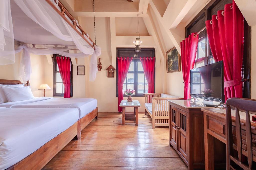 Phòng Deluxe Giường Đôi/2 Giường Đơn Nhìn Ra Thành Phố