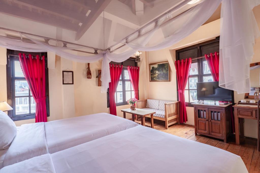 Phòng Deluxe Giường Đôi/2 Giường Đơn Nhìn Ra Thành Phố