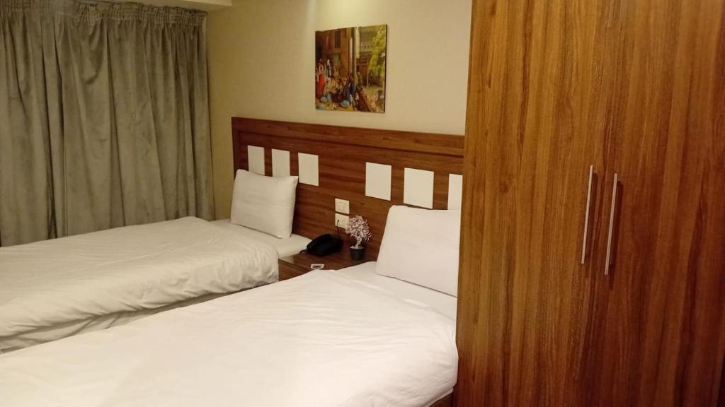 Royal Inn Residence - 1