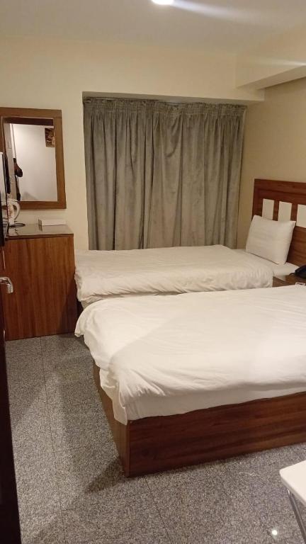 Royal Inn Residence - 6