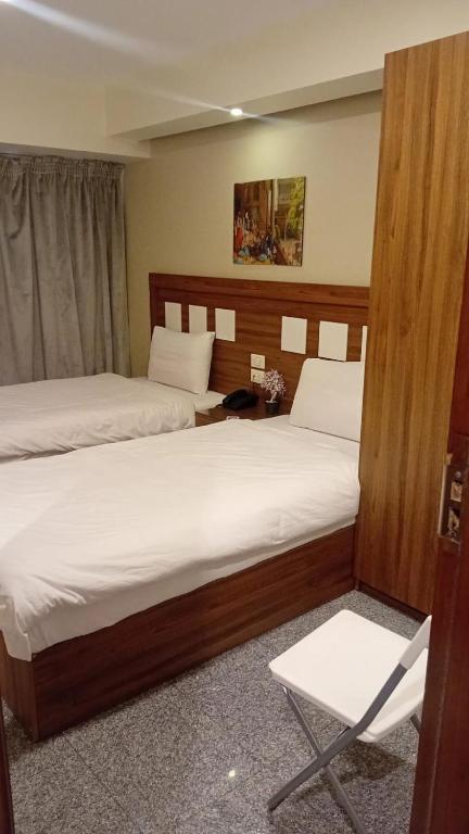 Royal Inn Residence - 7