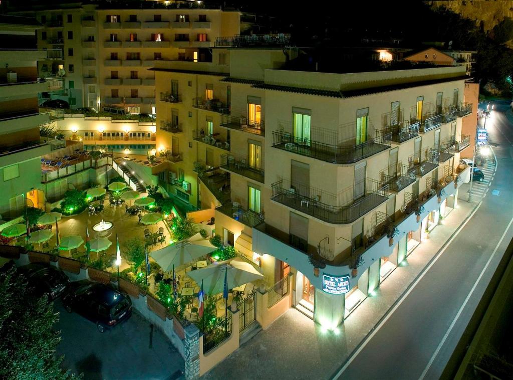 Budova, kde se hotel nachází