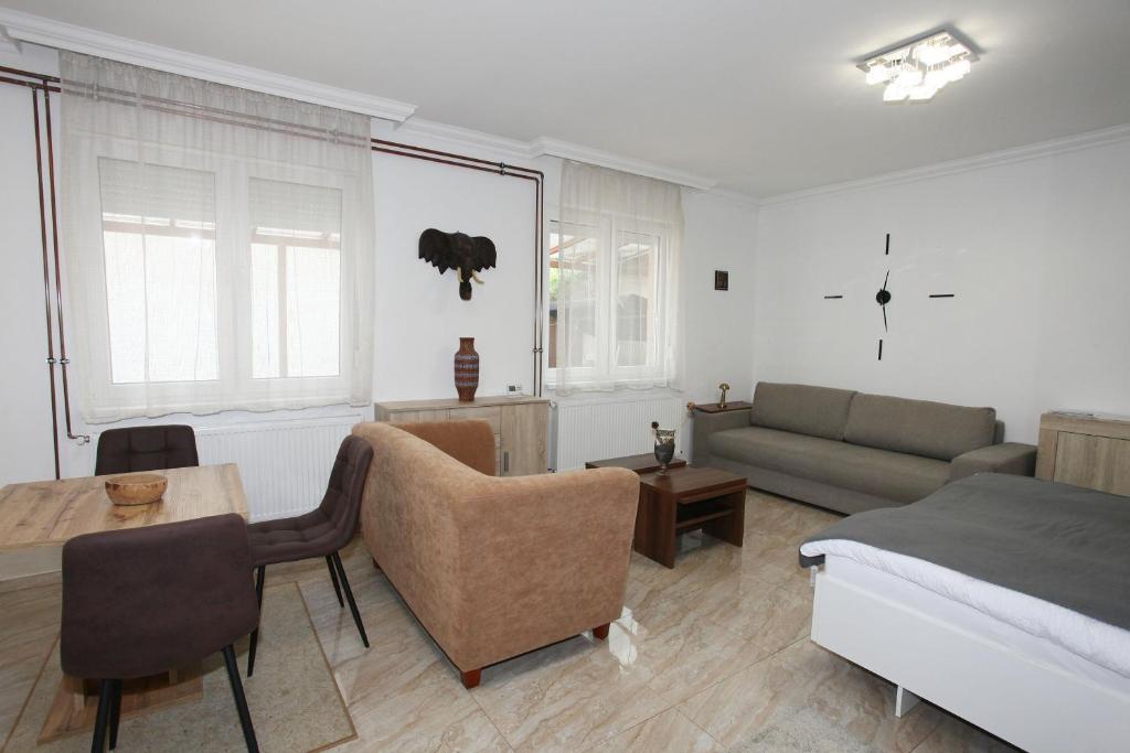 Hangjegy Apartman - Resim 11