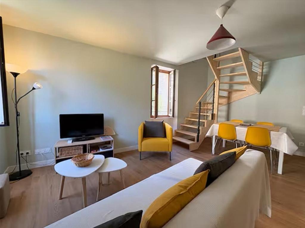 Duplex Provençal , Vieux Hyères, climatisation, Wi-Fi