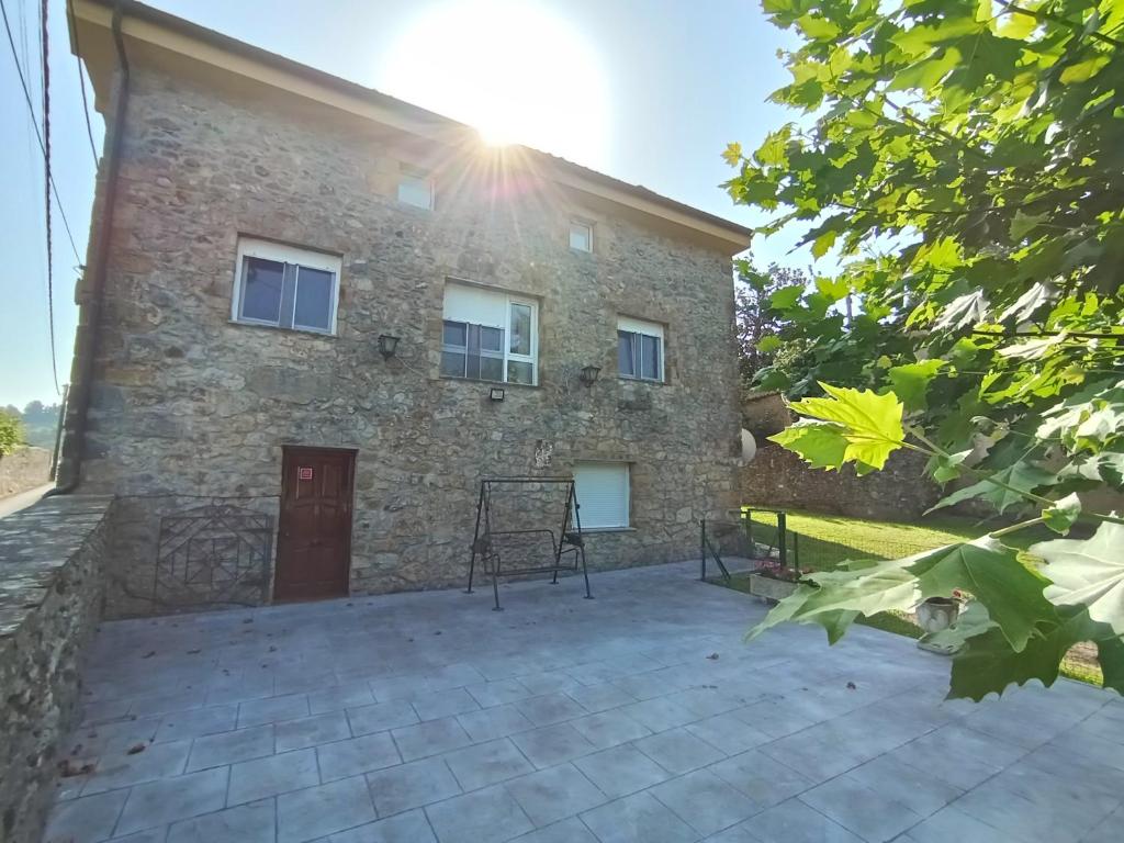 Tòa nhà nơi nhà gỗ tọa lạc