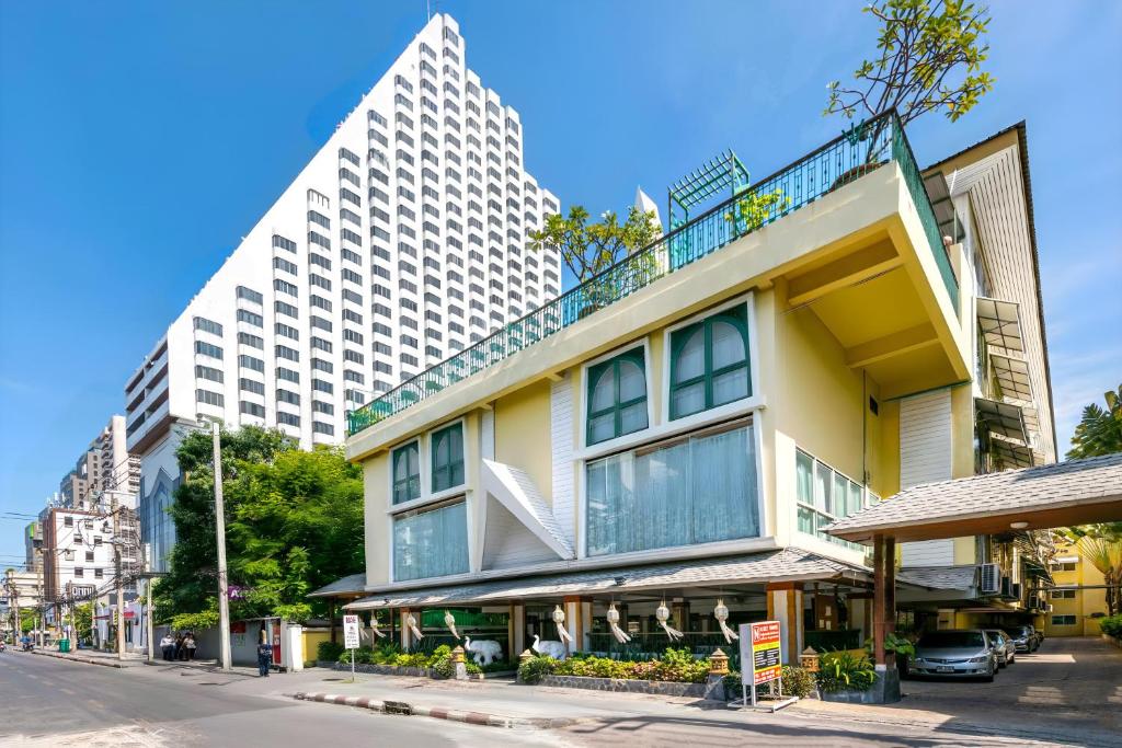 Royal Ivory Sukhumvit Nana - Resim 6