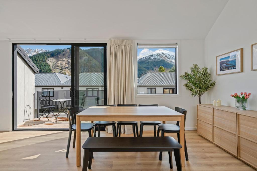 Central Queenstown Residence - Resim 1