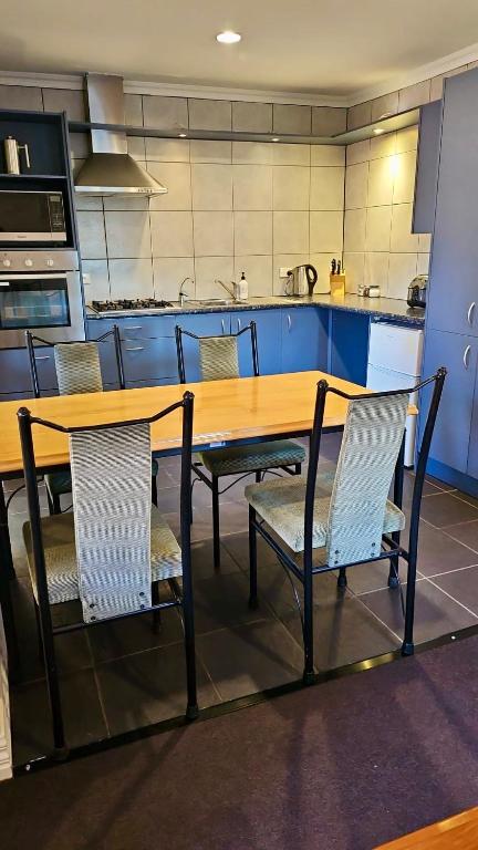 Alpine Springs Motel - Resim 10