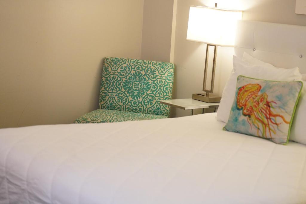 Periwinkle Inn photo