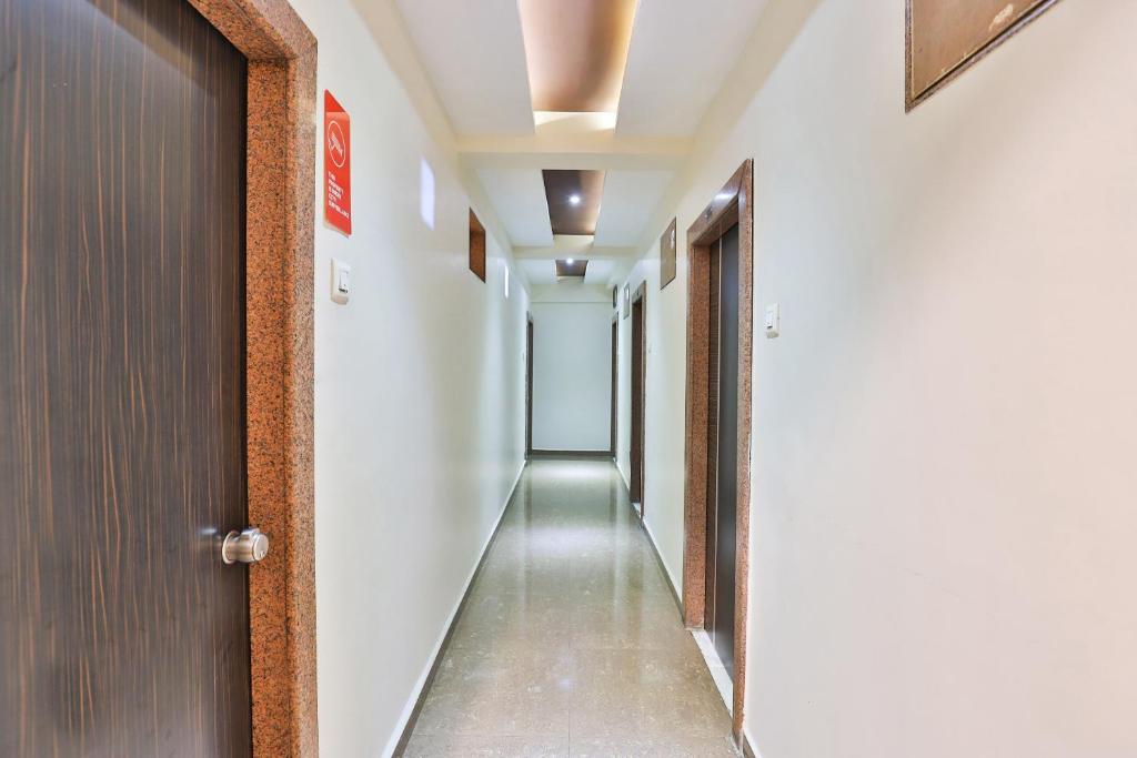 Foto da galeria de Hotel O Nova Nildeep em Rajkot