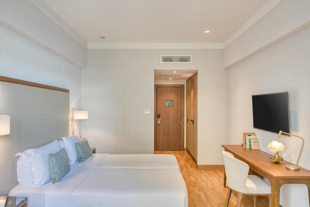 
Superior Side View Double or Twin
