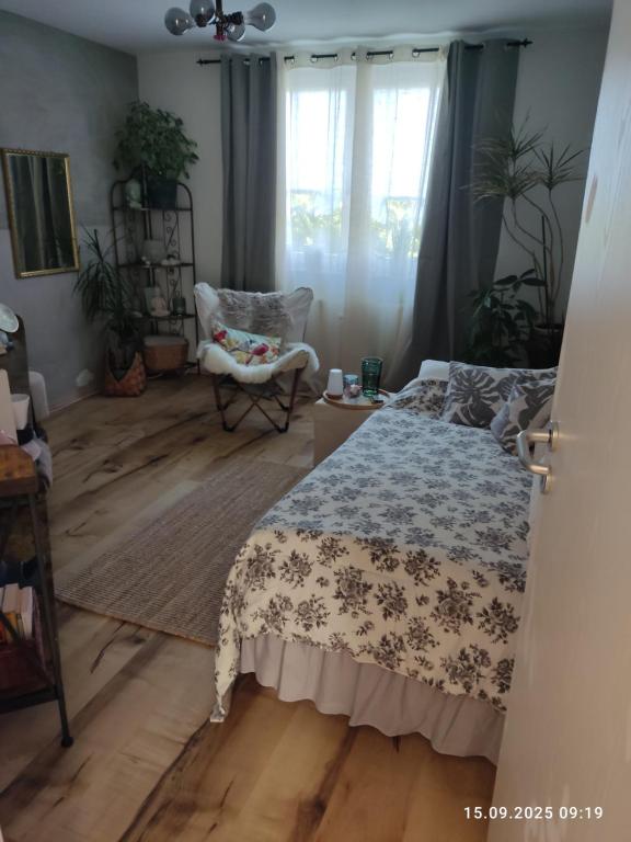 Ένα ή περισσότερα κρεβάτια σε δωμάτιο στο Einzelzimmer neu, von Privatperson , inkl Netflix