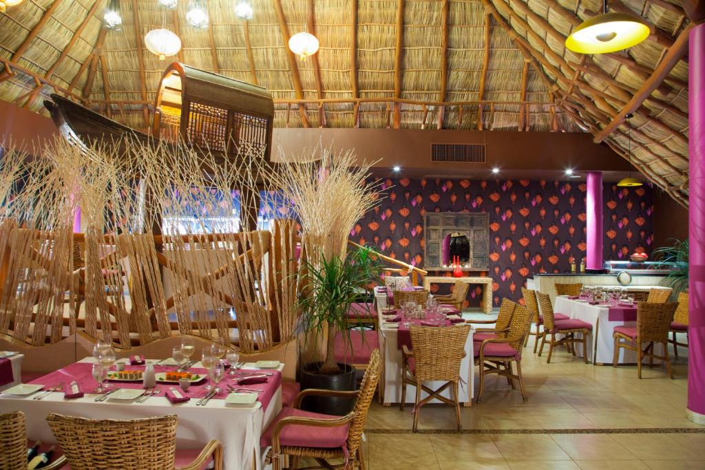 Restaurace v ubytování Grand Palladium Vallarta Resort & Spa - All Inclusive