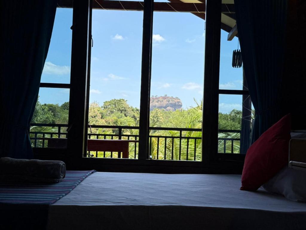 Sigiri Sandilu Homestay - 17