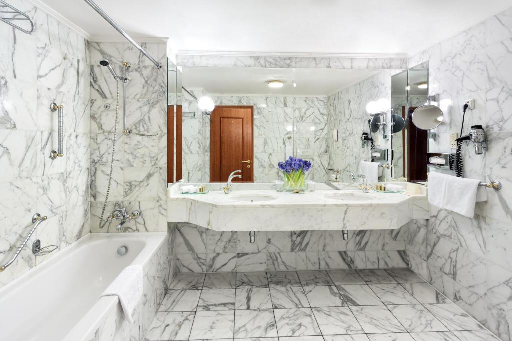 Art Nouveau Palace Hotel - Resim 10