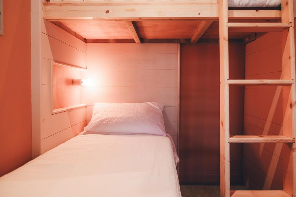 Deus Ex Machina Hotel - Resim 43